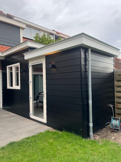 Specialiteiten Kozijnen / Serre / Zolder / Badkamers / Dakkapellen / Kantoor / Keukens / Trappen / Veranda